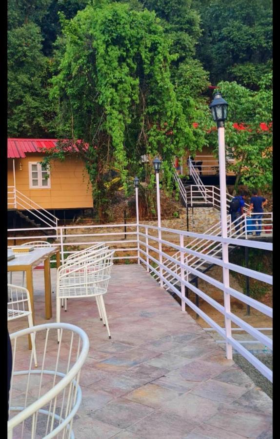 Aaroham Resort Shimla ! Luxury Cottage By Aamod Group Exterior foto