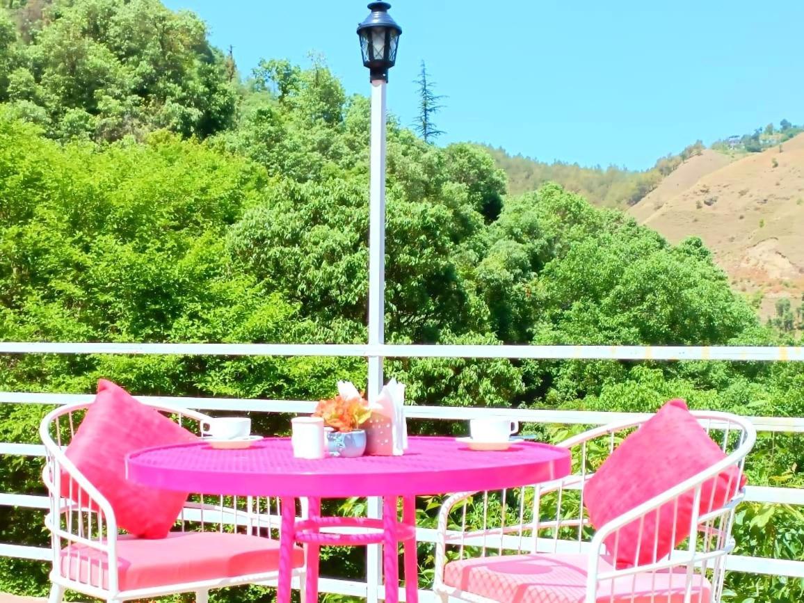 Aaroham Resort Shimla ! Luxury Cottage By Aamod Group Exterior foto